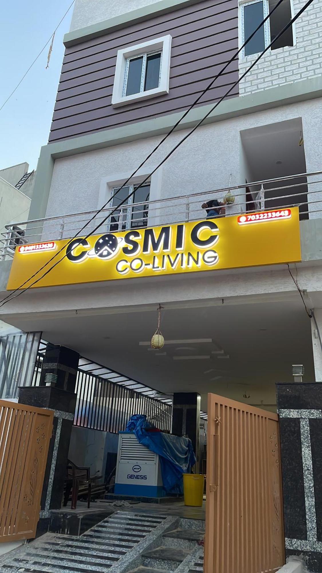 Cosmic Hotel & Guest House Gachibowli Raidurg Hyderabad Bagian luar foto