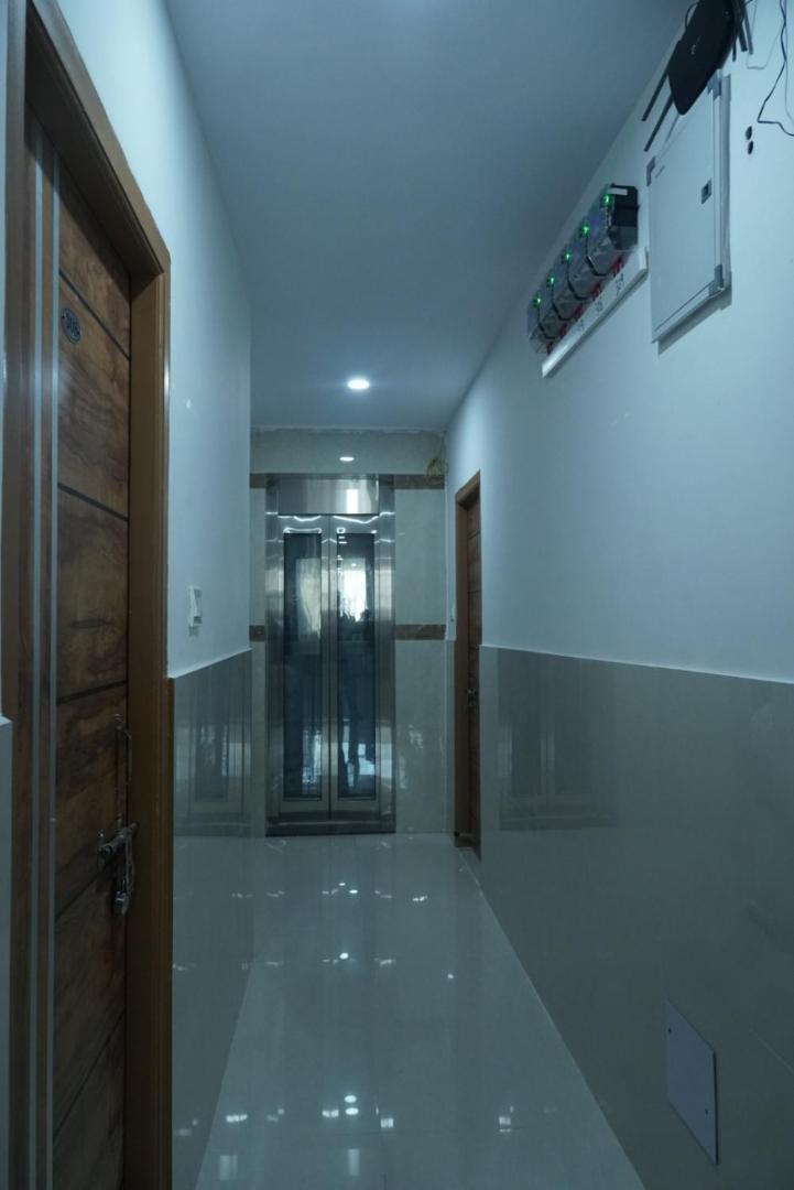 Cosmic Hotel & Guest House Gachibowli Raidurg Hyderabad Bagian luar foto